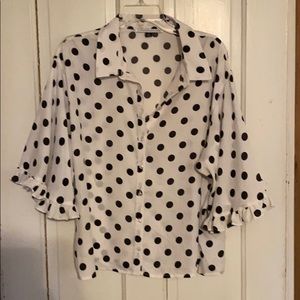 Lifestyle attitude white and black polkadotted top